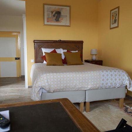Au Chapitre Bed & Breakfast Rozoy-sur-Serre Exterior photo