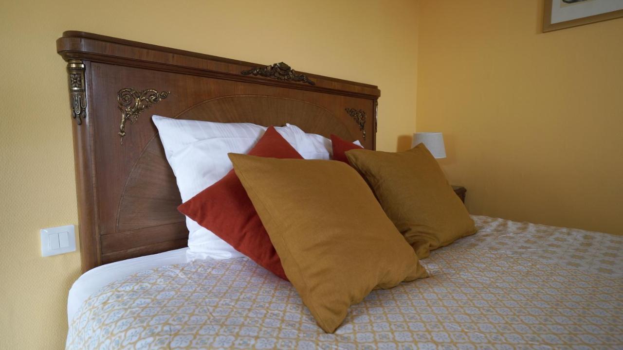 Au Chapitre Bed & Breakfast Rozoy-sur-Serre Exterior photo