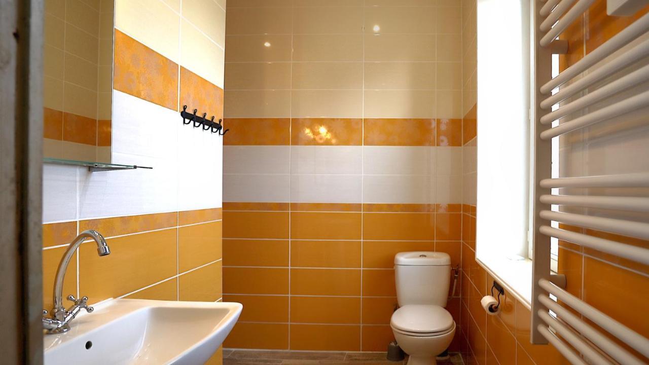 Au Chapitre Bed & Breakfast Rozoy-sur-Serre Exterior photo